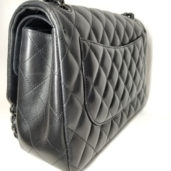 Limited CHANEL Jumbo Double Flap So Black Bag - Picture 4 of 16